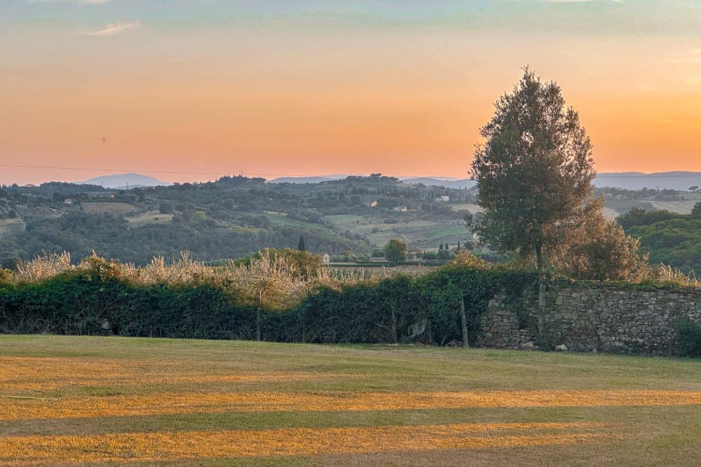 Cosa vedere nei dintorni di Siena tramonto sulle colline senesi